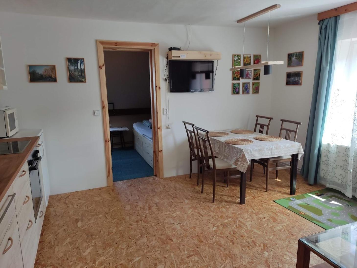 Apartment In Blossom Garden Nove Mesto pod Smrkem Eksteriør billede